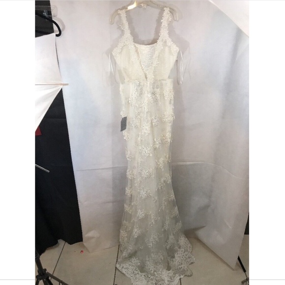 NEW! $748 Heartloom Andie Illusion‎ Side Lace Mermaid Gown Eggshell [ Small ] - Picture 7 of 11